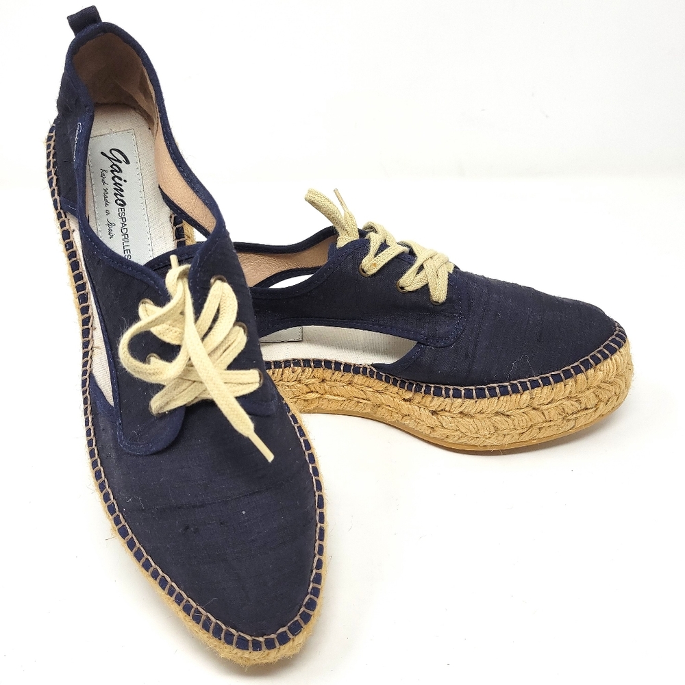 Adorable Gaimo Navy Espadrills size 40 Euro
